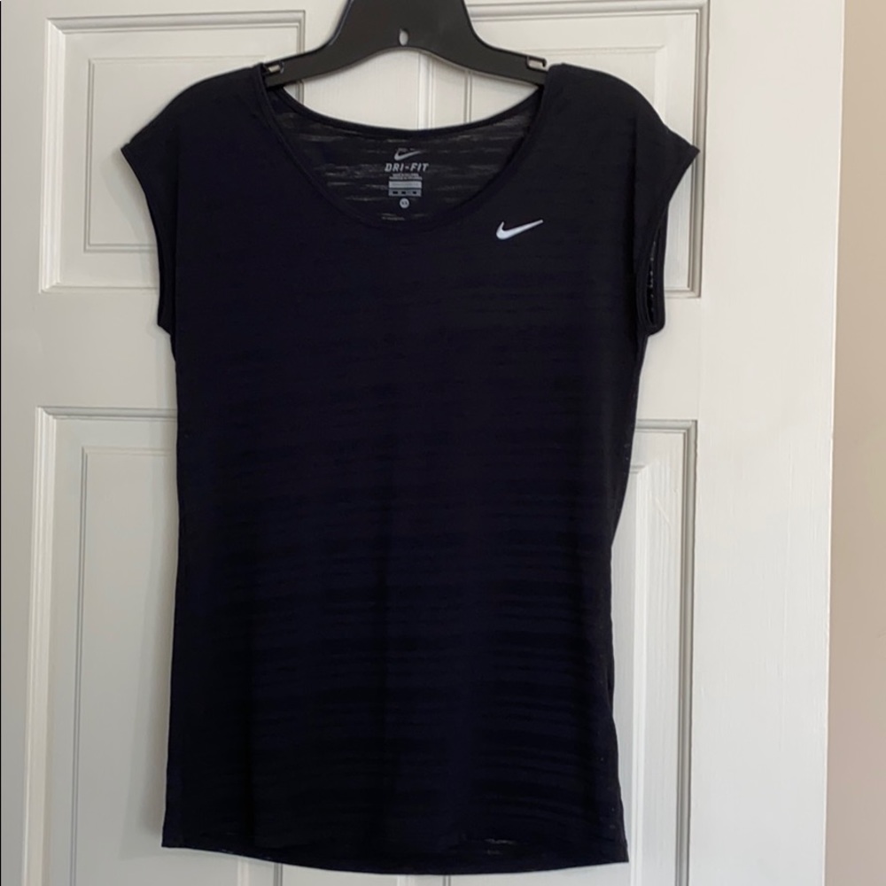 Brand New Nike top